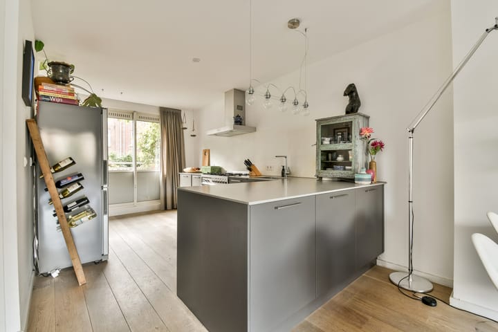 Photo 13 of Antonie Heinsiusstraat 32