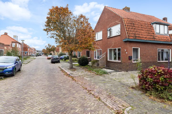 Photo 7 of Sportterreinstraat 45