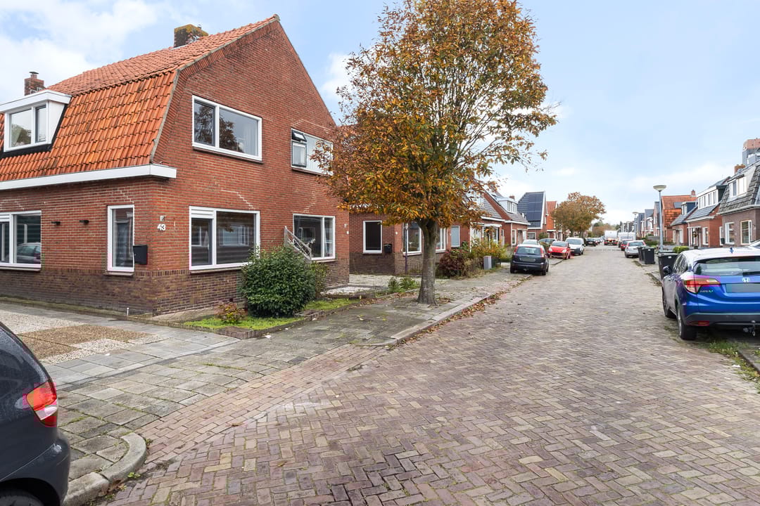 Foto 8 van Sportterreinstraat 45