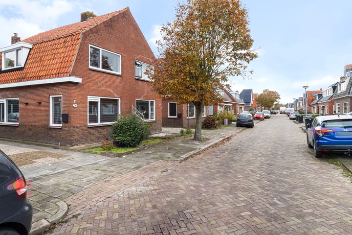 Photo 8 of Sportterreinstraat 45