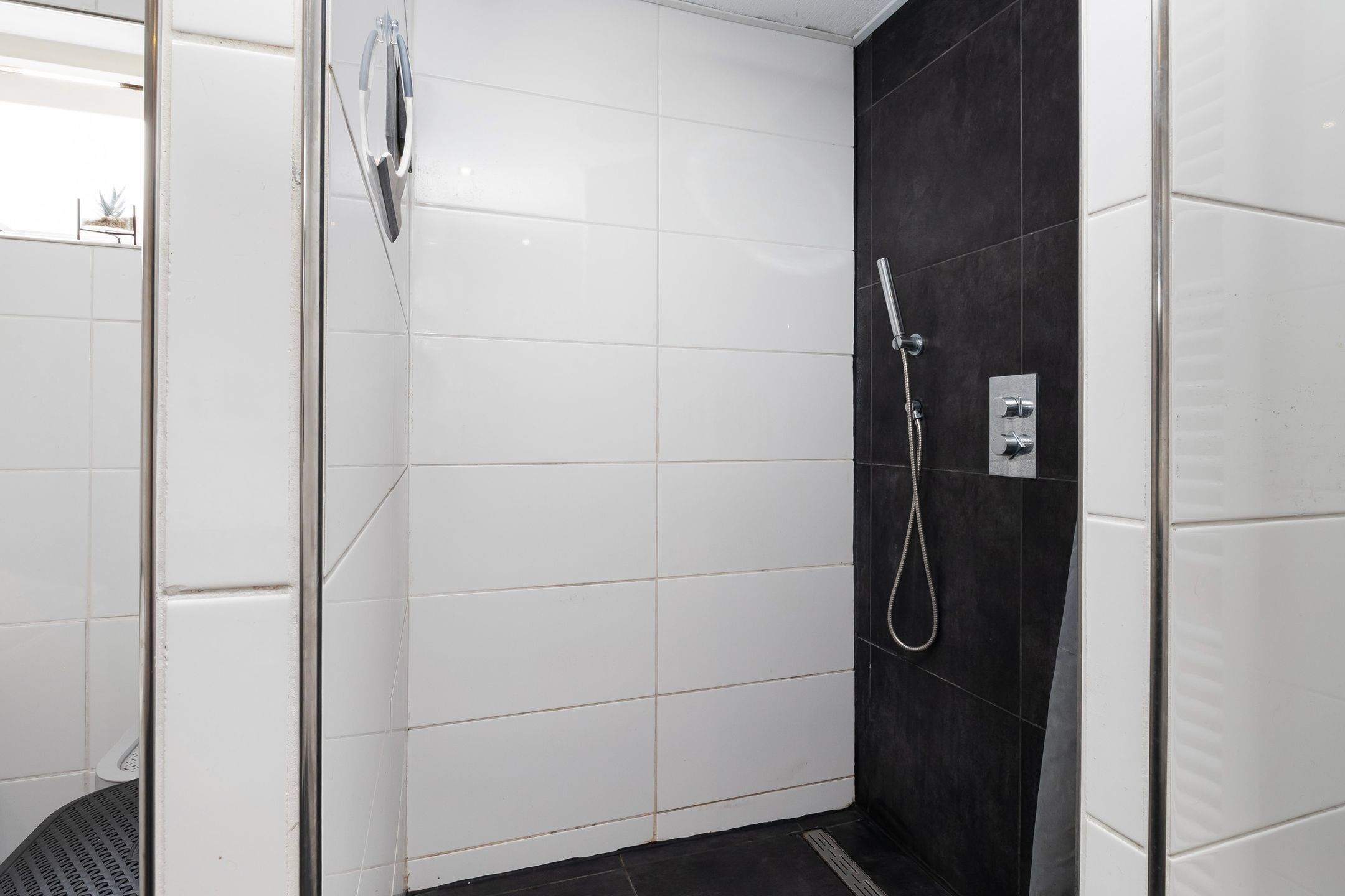 Foto 24 van Sportterreinstraat 45