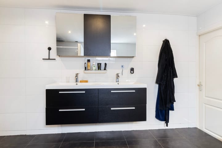 Photo 26 of Sportterreinstraat 45