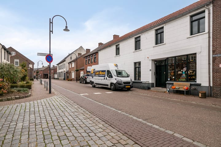 Photo 37 of Bosstraat 8