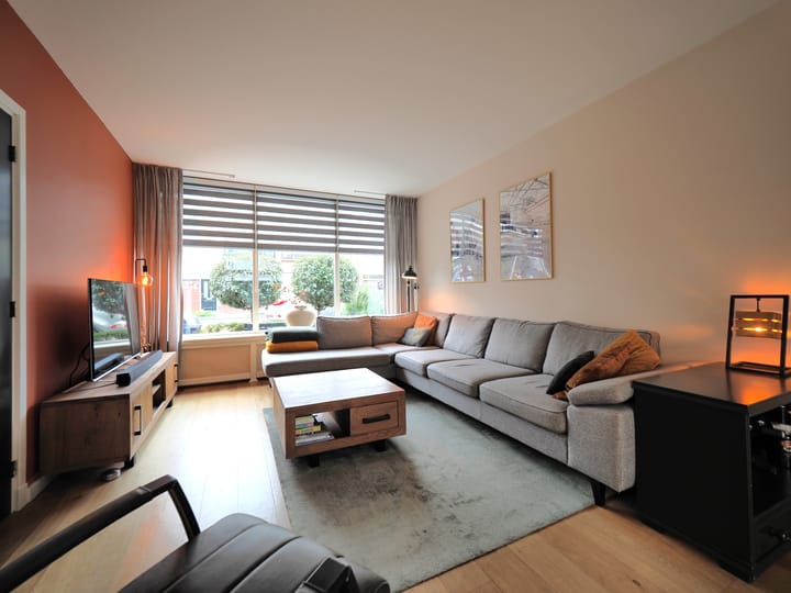 Foto 10 van L. van Deijsselstraat 8