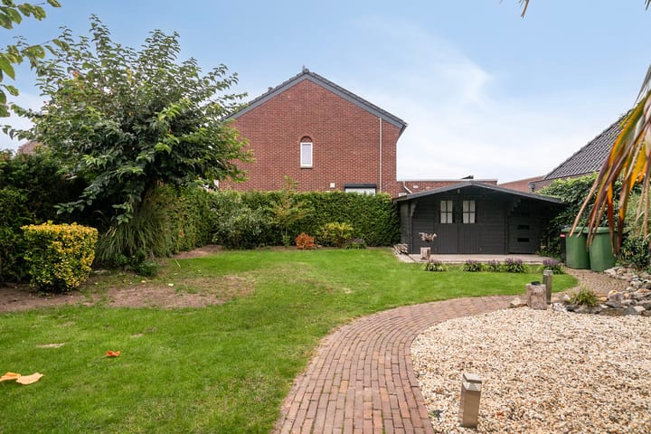 Photo 29 of Bosstraat 8