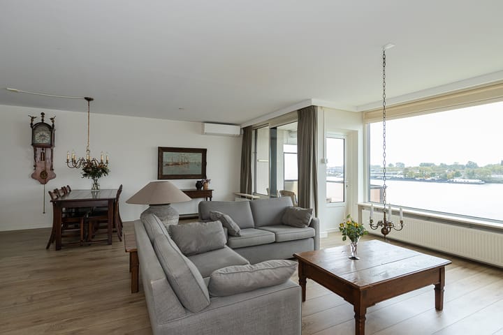 Foto 13 van Pontonniersweg 340