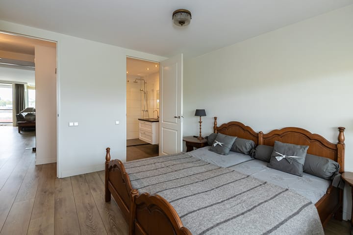 Foto 22 van Pontonniersweg 340