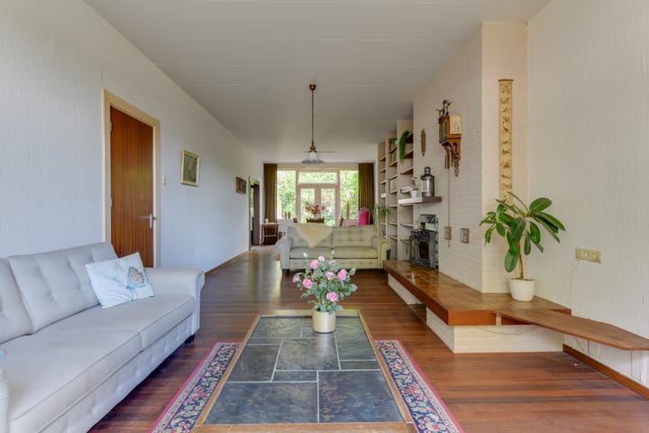 Photo 4 of Juliana van Stolberglaan 7