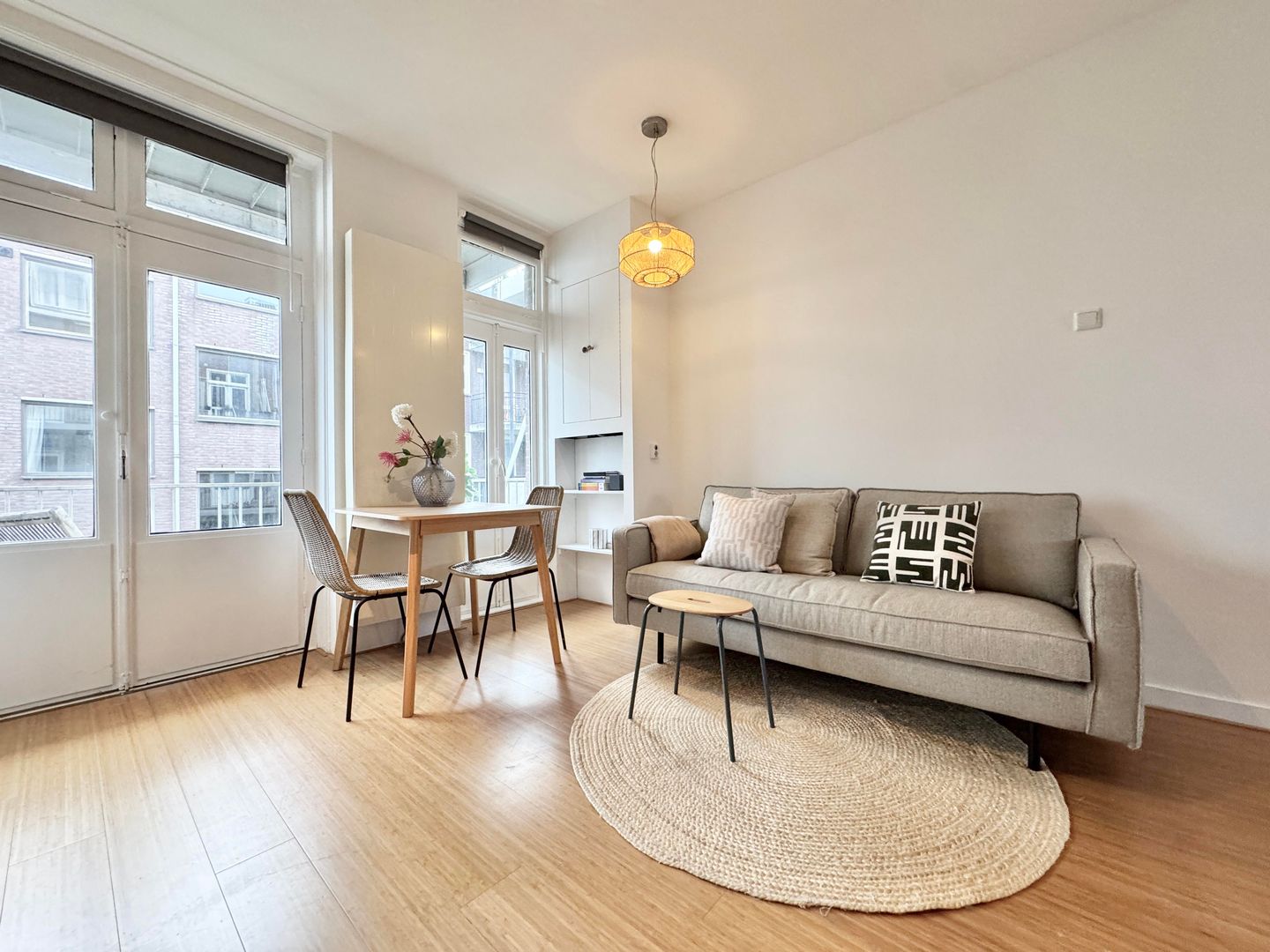 Foto 1 van Eerste Weteringdwarsstraat 52-1