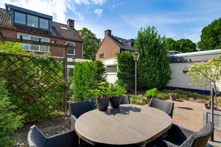 Foto 39 van Herenstraat 251