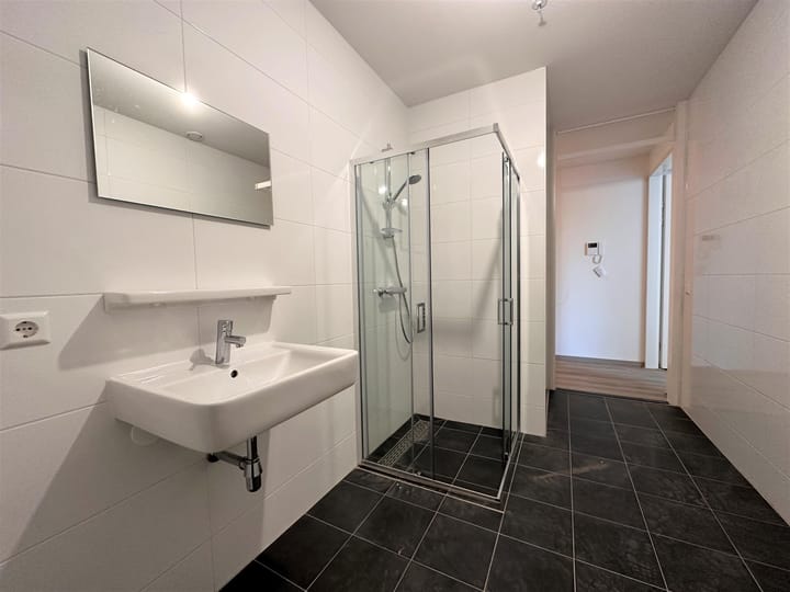 Foto 24 van Baan 44-U