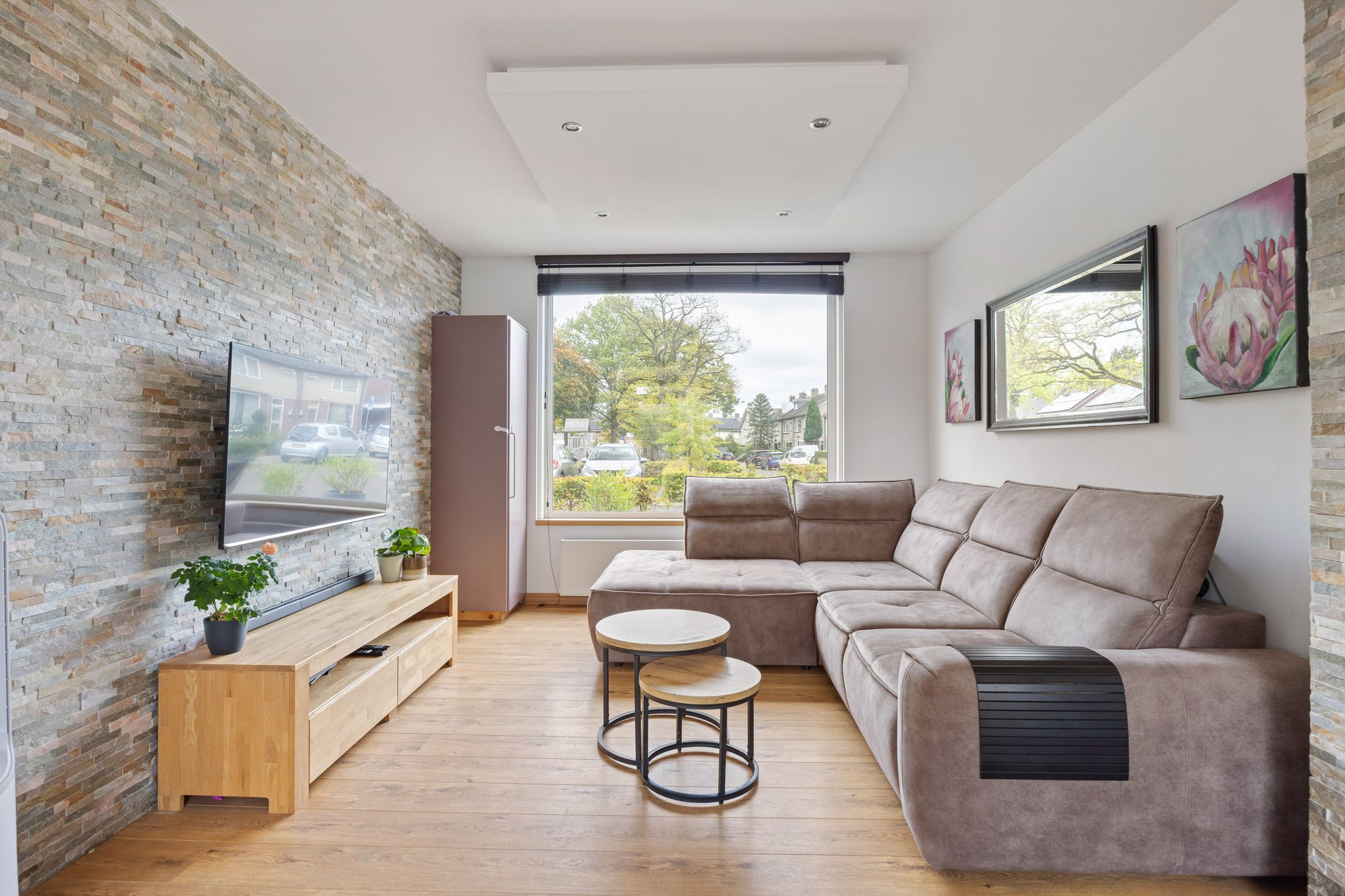 Foto 12 van Adalbertstraat 1