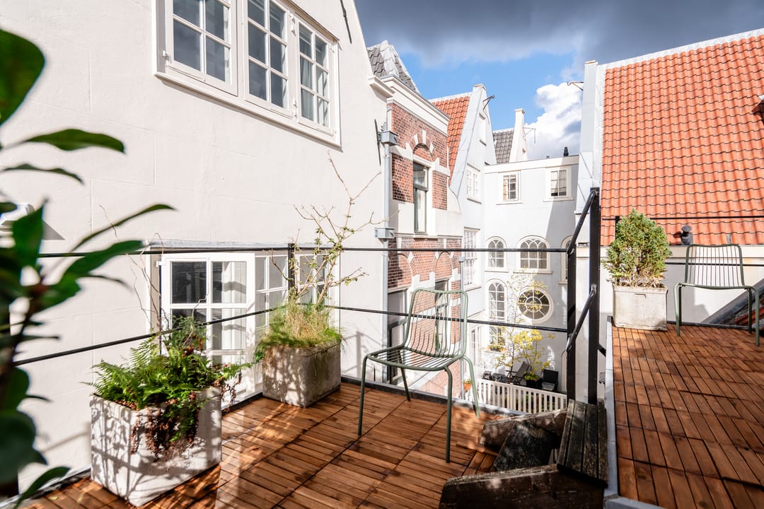 Foto 11 van Oudezijds Achterburgwal 210