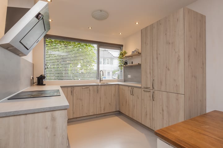 Photo 16 of Heemskerklaan 14