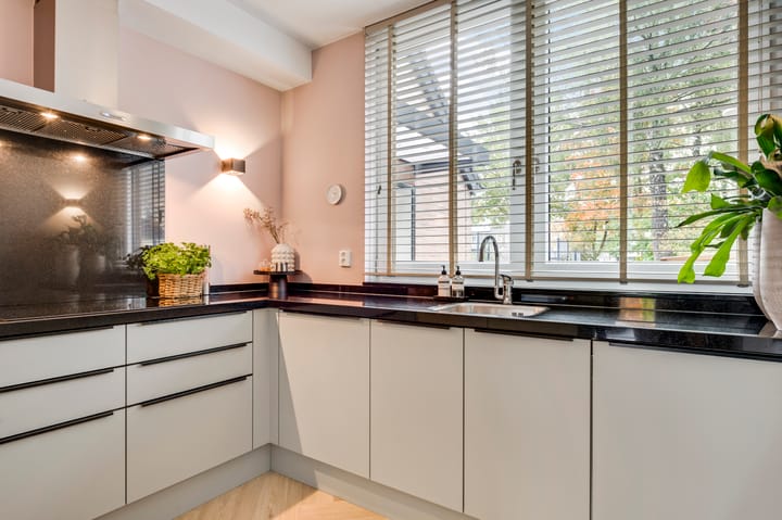 Foto 3 van Abshove 28