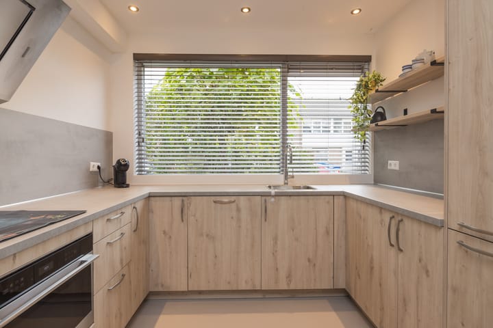 Photo 3 of Heemskerklaan 14