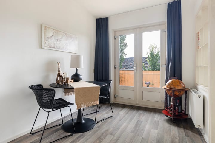 Foto 16 van Honingboomstraat 9-B