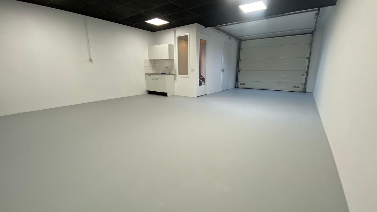 Bekijk foto 3 van Westhavenweg 105-B