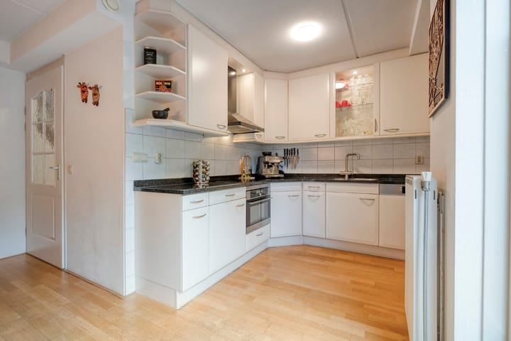 Photo 20 of Jeroen Boschstraat 11