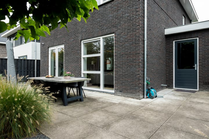 Photo 28 of Slipsteek 9