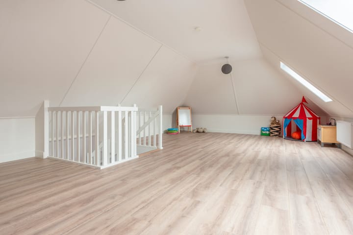 Photo 44 of Slipsteek 9