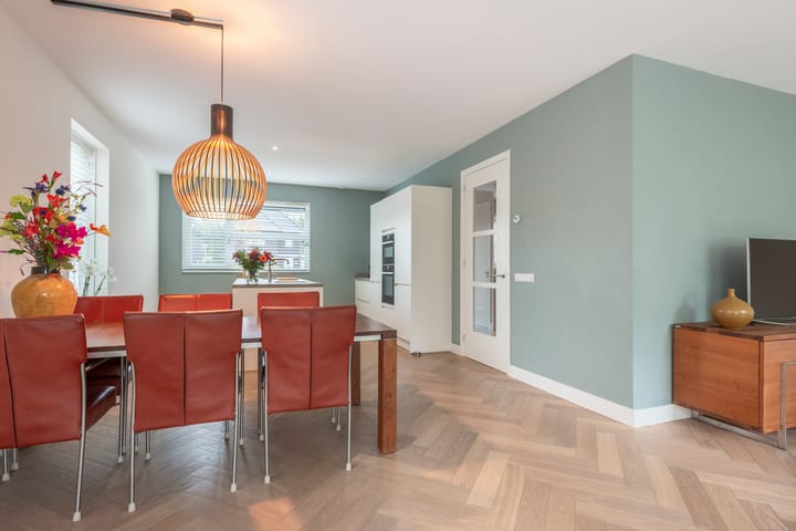 Photo 11 of Slipsteek 9