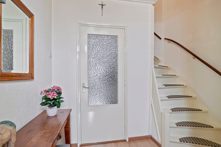 Foto 9 van Madeliefstraat 7