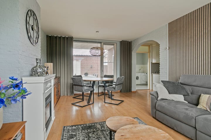 Foto 12 van Madeliefstraat 7