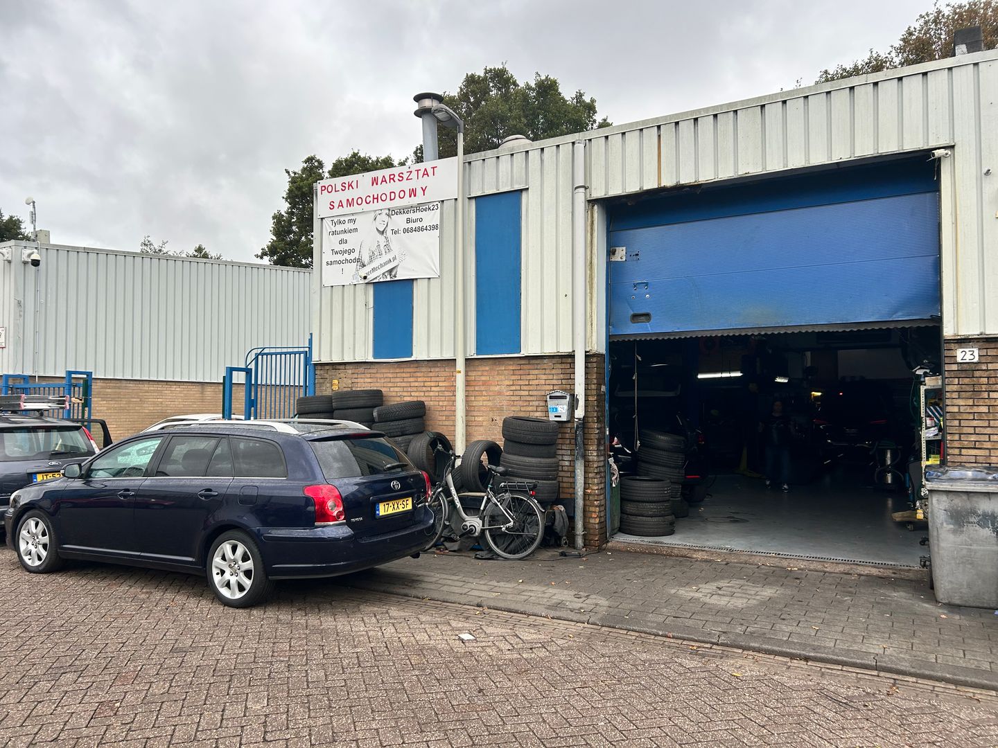 Bekijk foto 1 van Dekkershoek 23