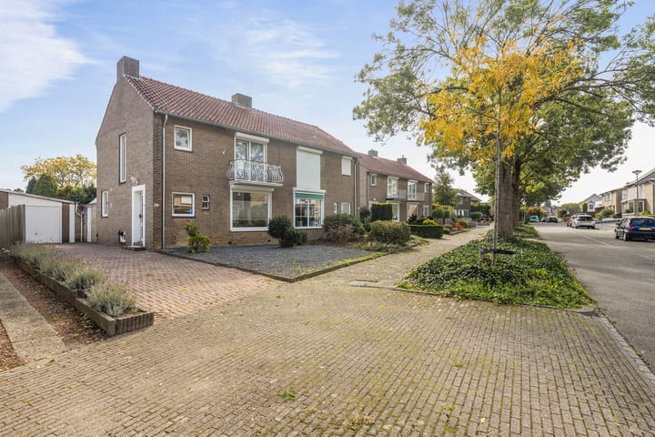 Foto 7 van Bernhardstraat 10