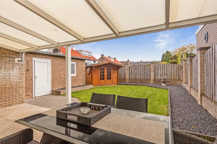 Foto 32 van Bernhardstraat 10