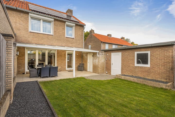 Foto 33 van Bernhardstraat 10