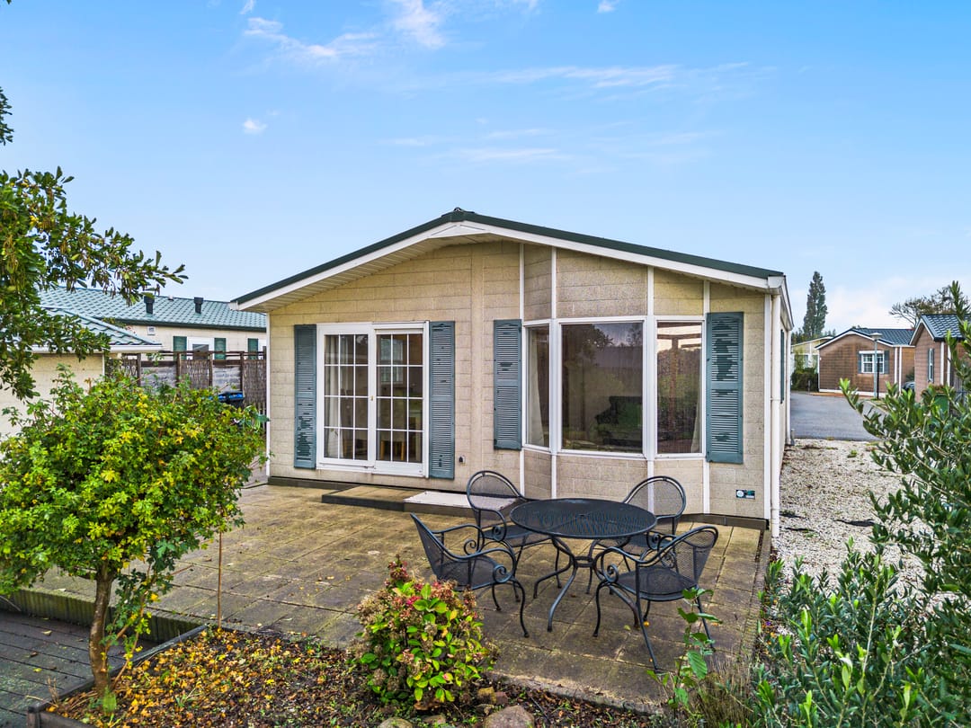 Photo 2 of Oudendijkseweg 21-J