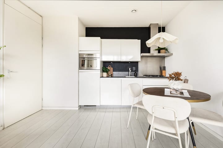 Foto 14 van Besterdplein 27-08