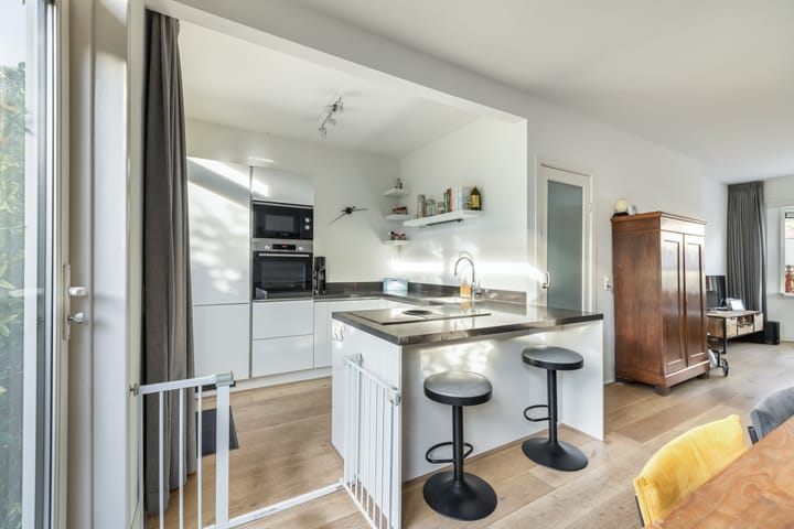 Foto 9 van Detmoldstraat 31