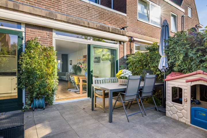 Foto 20 van Detmoldstraat 31