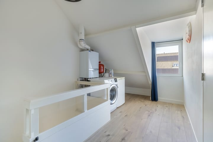 Foto 34 van Detmoldstraat 31