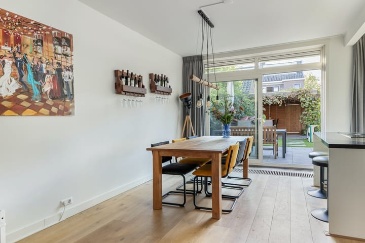 Foto 7 van Detmoldstraat 31