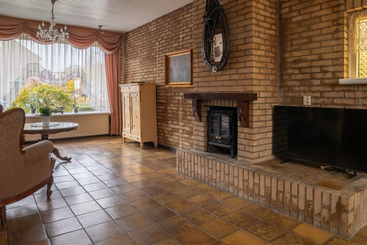 Photo 3 of Smalweer 1