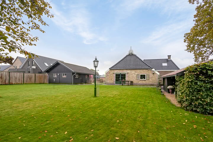 Photo 35 of Vaart Nz 4