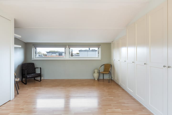 Photo 34 of Bergstraat 12