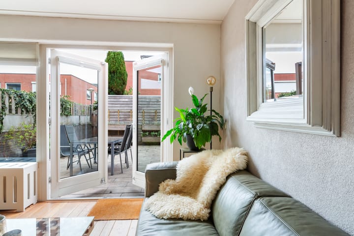 Photo 13 of Bergstraat 12