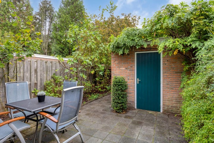 Photo 10 of Stokroosstraat 5