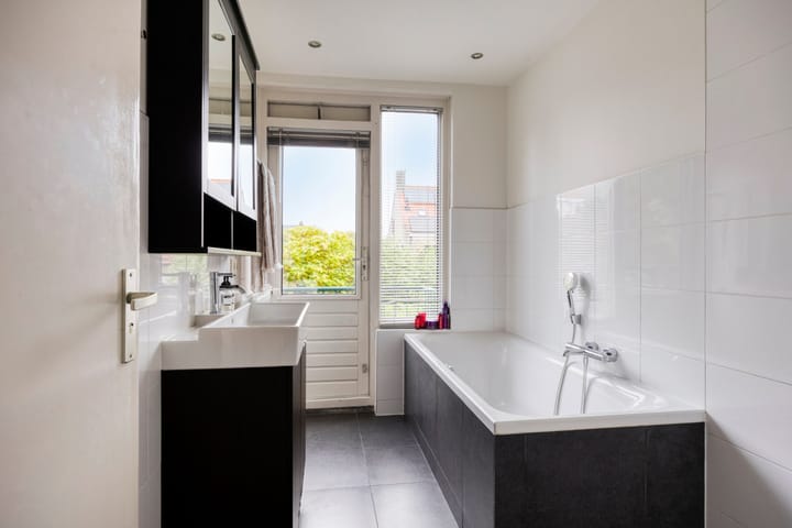 Photo 18 of Stokroosstraat 5