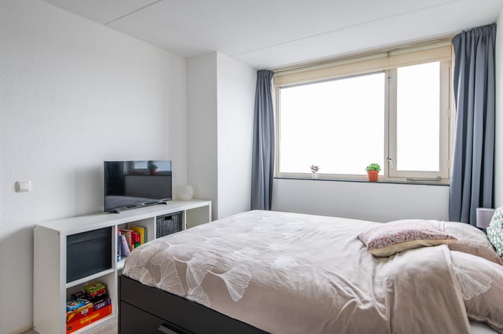 Foto 13 van Van Meerbeekstraat 80