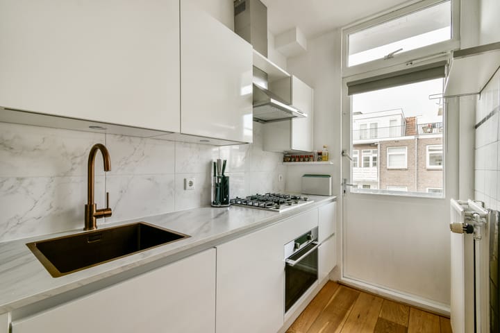 Foto 3 van Haarlemmermeerstraat 158-3