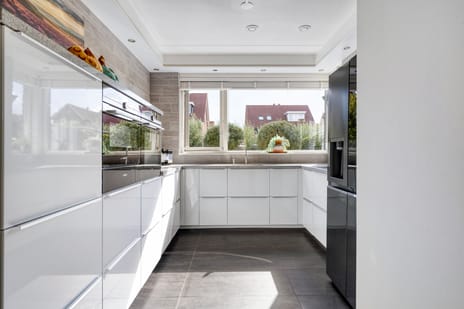 Prisma 54 tertiary image