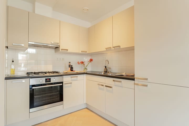 Foto 13 van Overamstelstraat 8-2