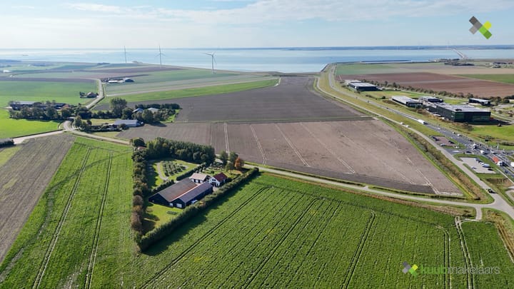 Photo 2 of Gouweveerseweg 1