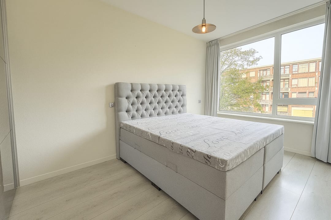 Foto 7 van Lou Jansenplein 45-1